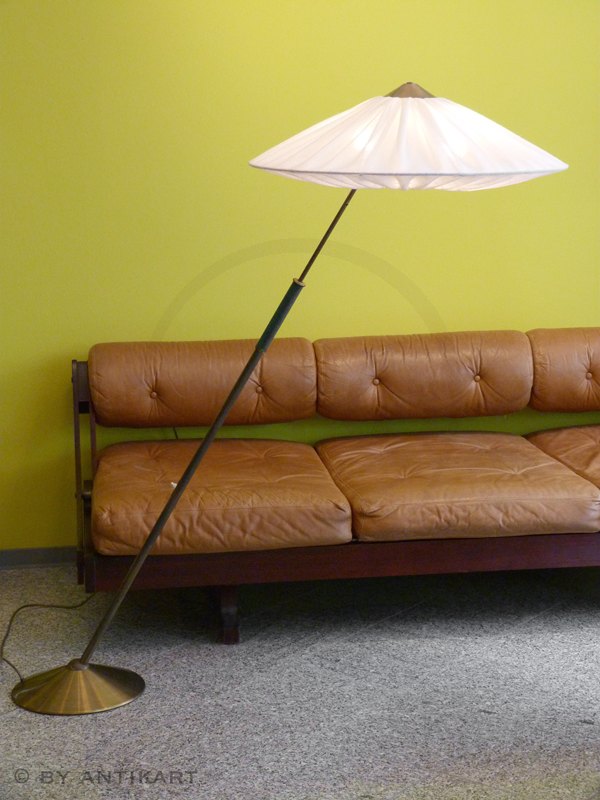 Stehlampe